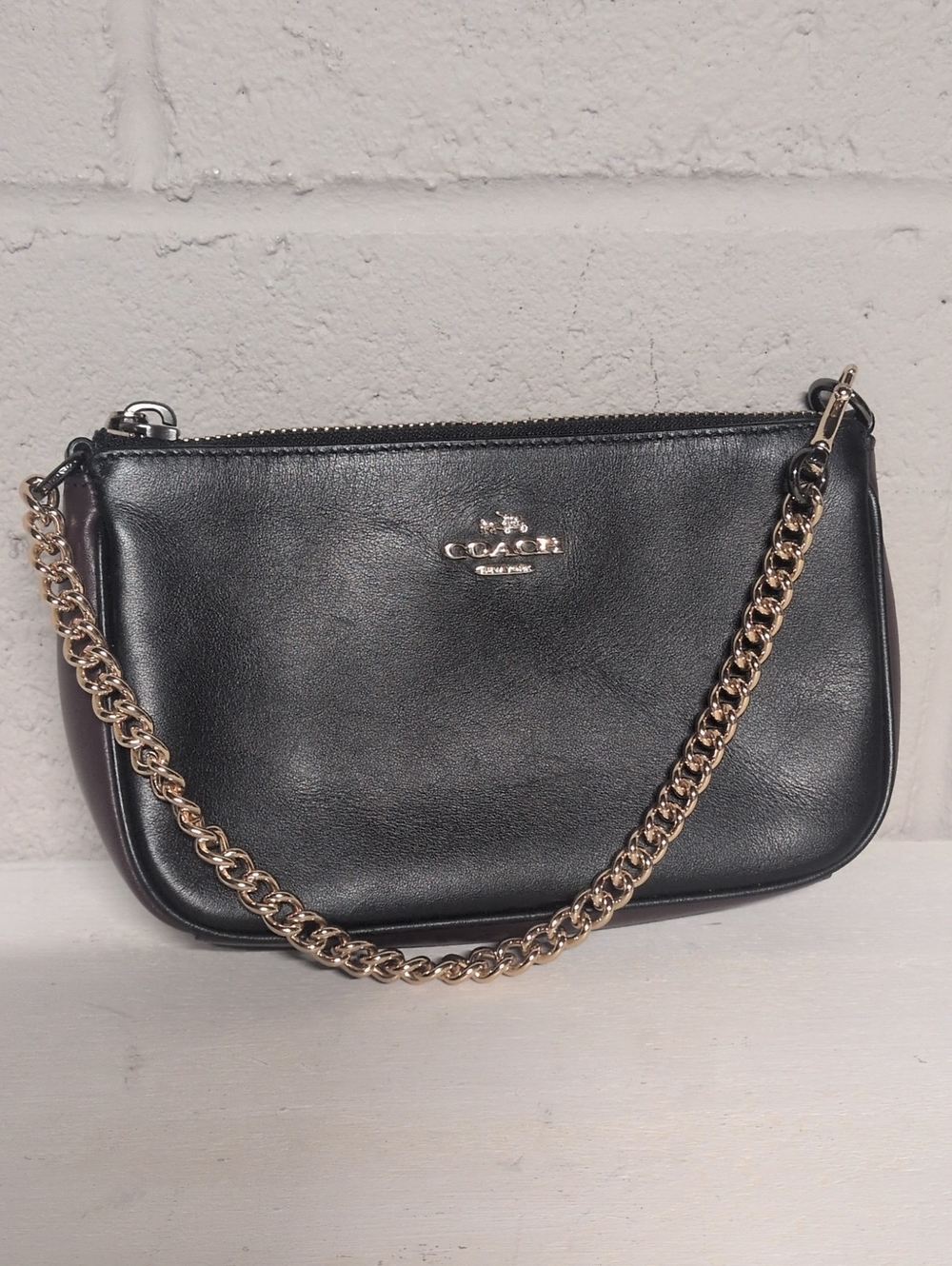 Selena Gomez x Coach Limited Edition Shoulder Bag/Clutch Wristlet, Black Leather - Picture 2 of 8